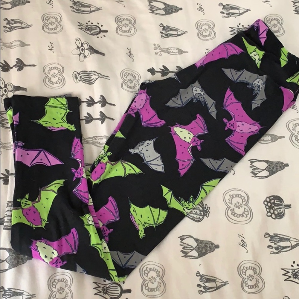 LuLaRoe Bat Leggings